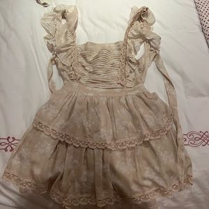 Krewe Duo beige dress